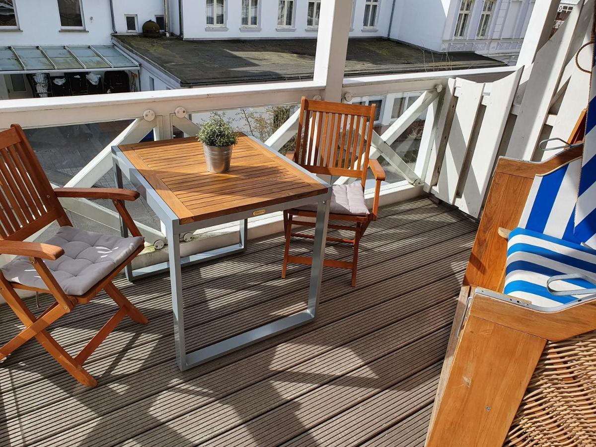 Das Appartement Inselliebe Ruegen Inkl Sauna Und 3H Taeglich Eintritt Ahoi Schwimmbad Sellin  Extérieur photo